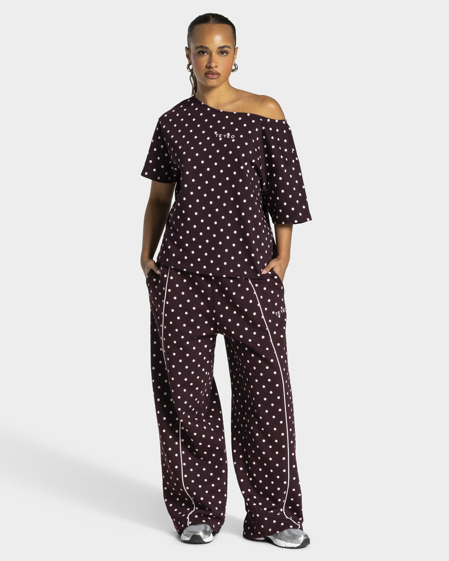 Contrastline Off-Shoulder T-Shirt "Polkadot Merlot"