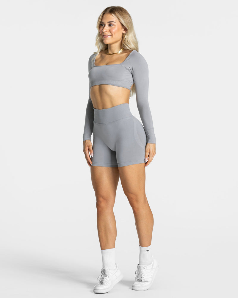 Femme Sculpt Scrunch Shorts "Grau"