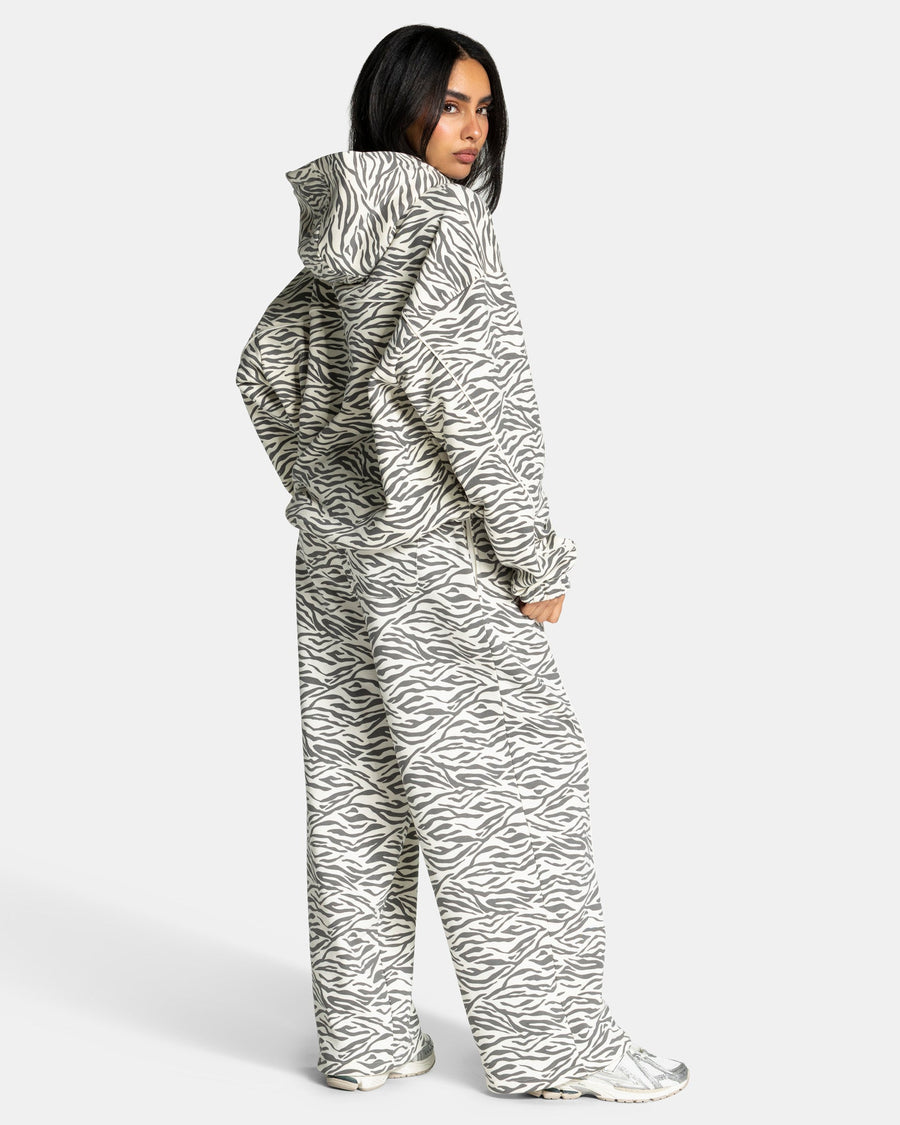 Contrastline Wide Leg Jogger "Zebra Off White"